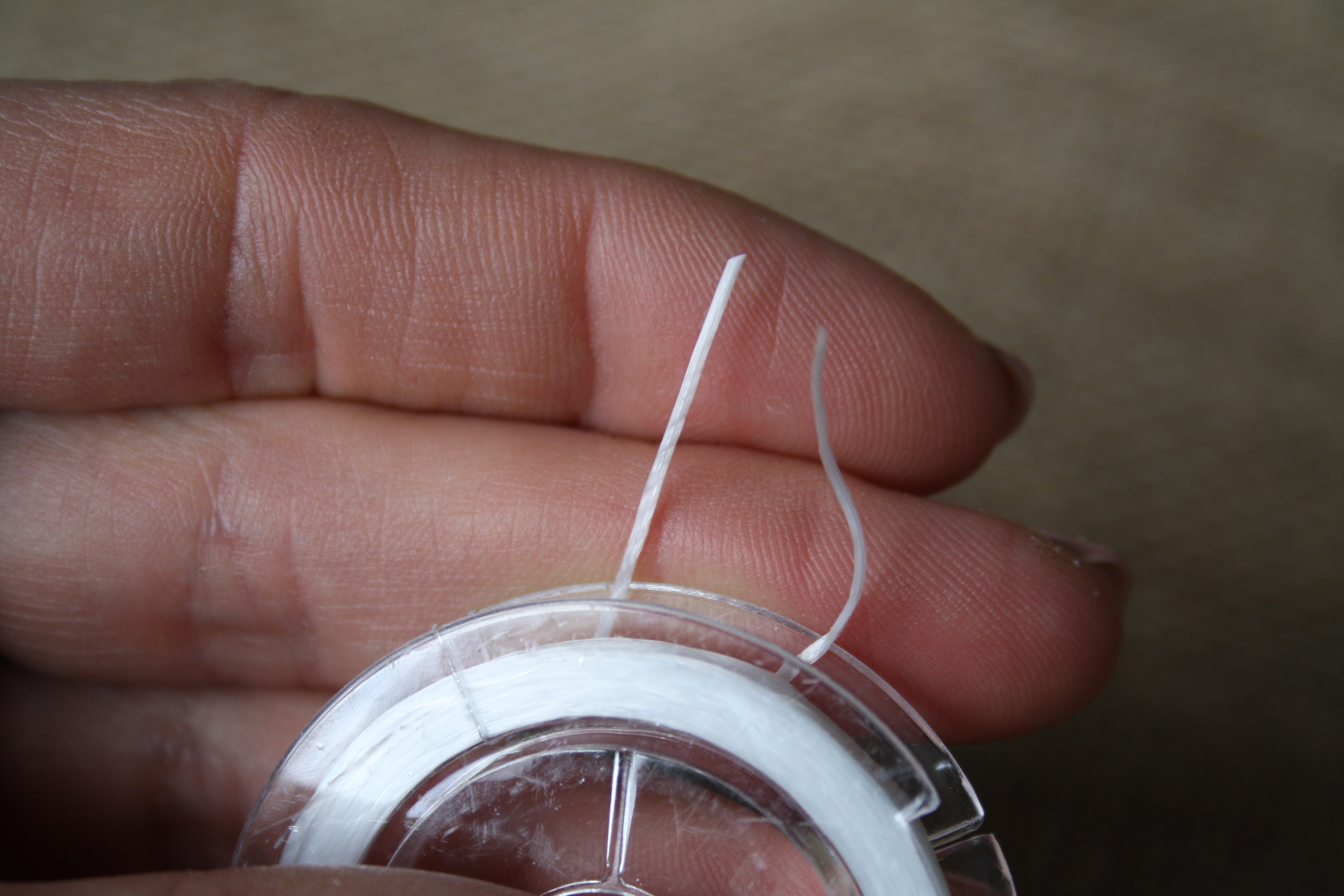 Bobine de Fil Élastique Fibreux – Petite Quantité pour Bijoux