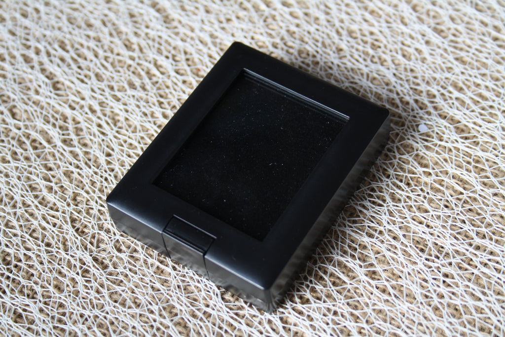 Boîte de collection avec vitre – écrin de présentation avec mousse velours noire