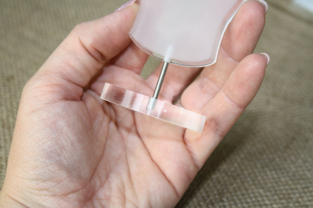 Présentoir à Pendentif en Plexiglass - Support Bijoux Professionnel