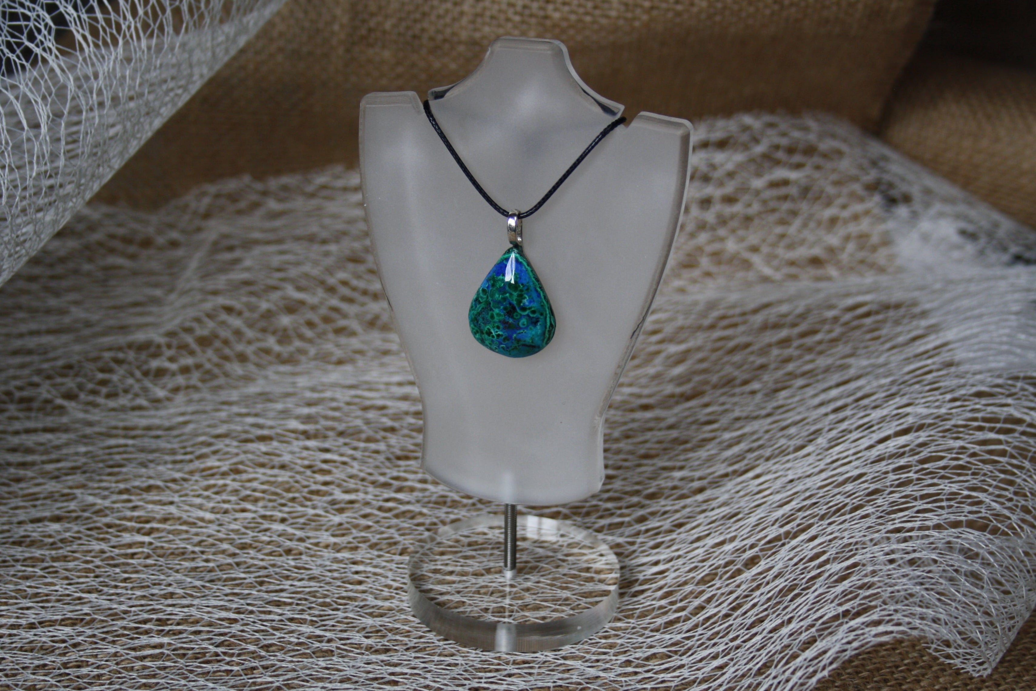 Présentoir à Pendentif en Plexiglass - Support Bijoux Professionnel