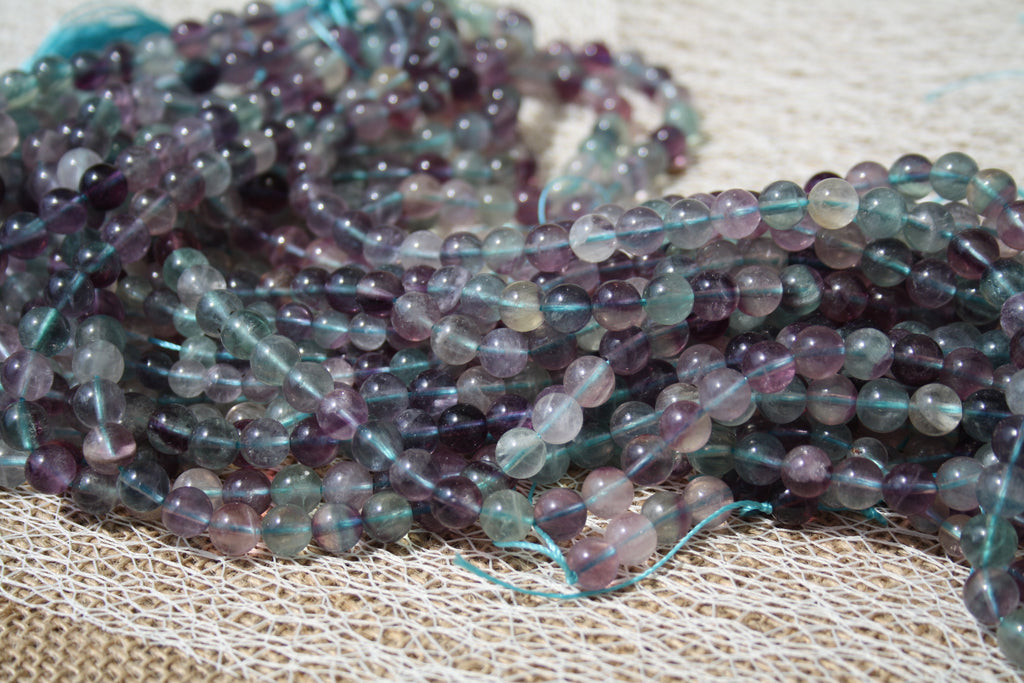 Fluorite Naturelle – Lignes de Perles Rondes 6 mm et 8 mm