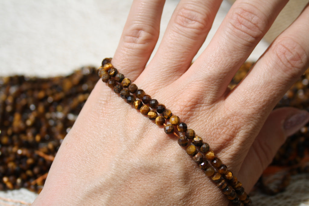 Oeil de tigre Naturel – Lignes de Perles Facettes