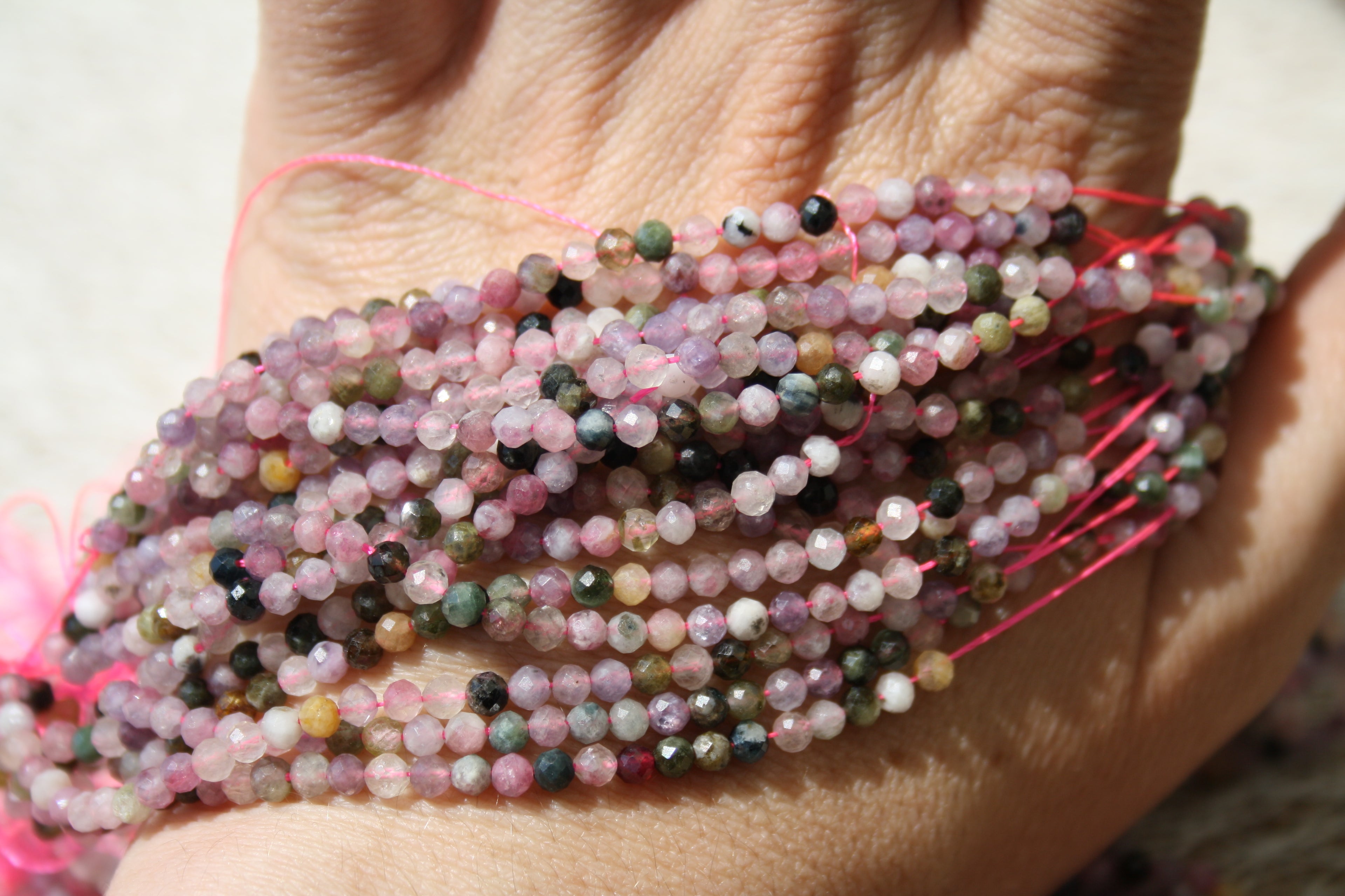 Tourmaline mix couleur Naturelle – Lignes de Perles Facettes