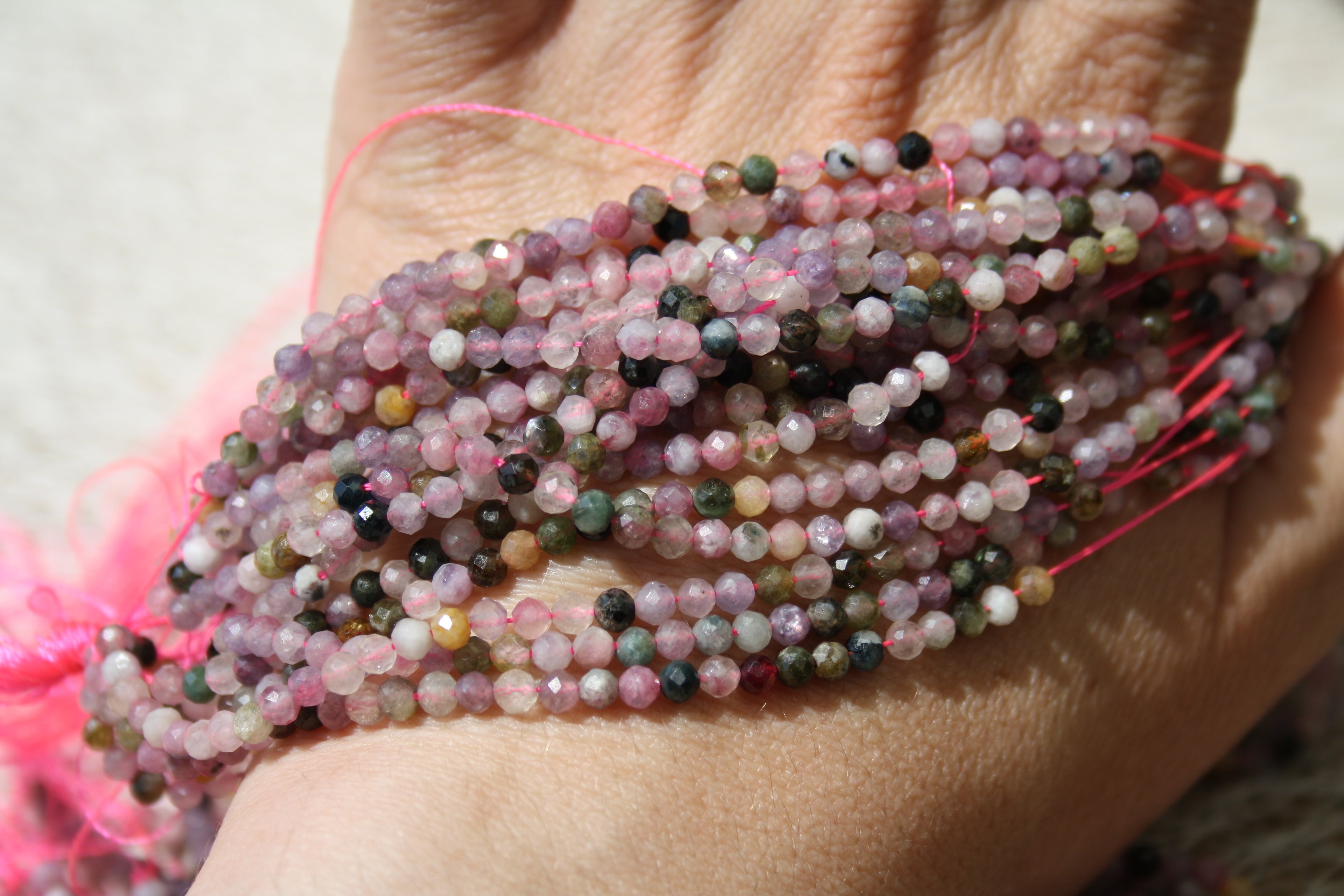 Tourmaline mix couleur Naturelle – Lignes de Perles Facettes