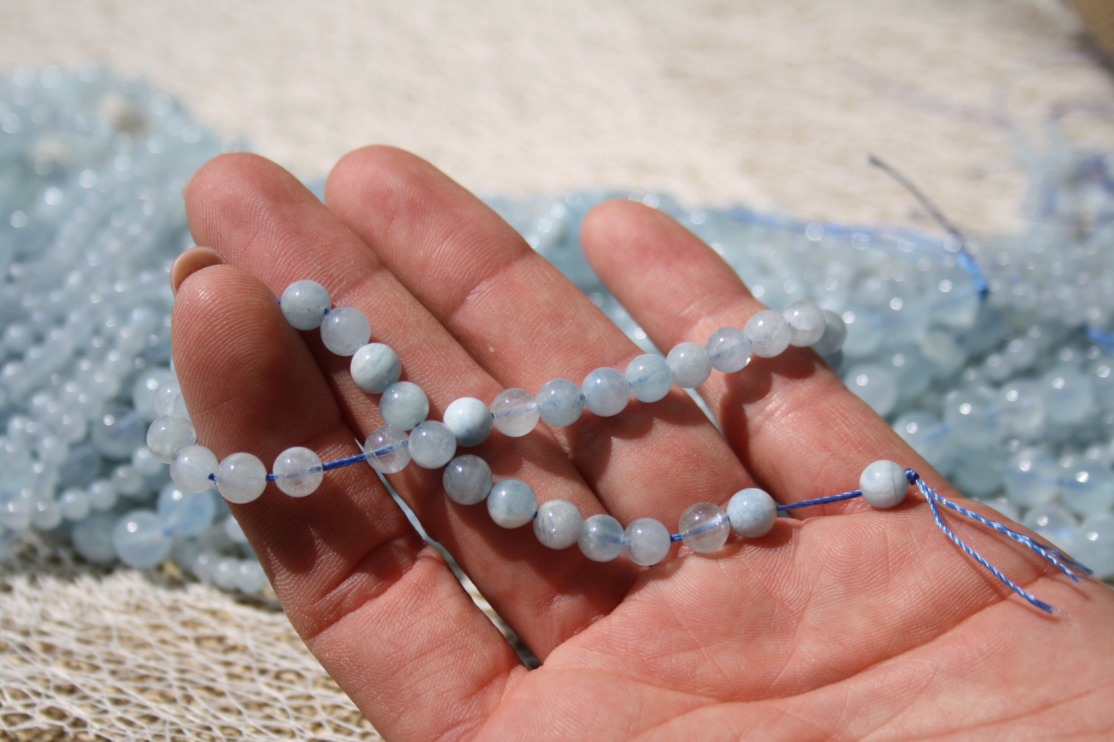 Aigue-Marine Naturelle – Lignes de Perles Rondes 4 mm, 6 mm et 8 mm
