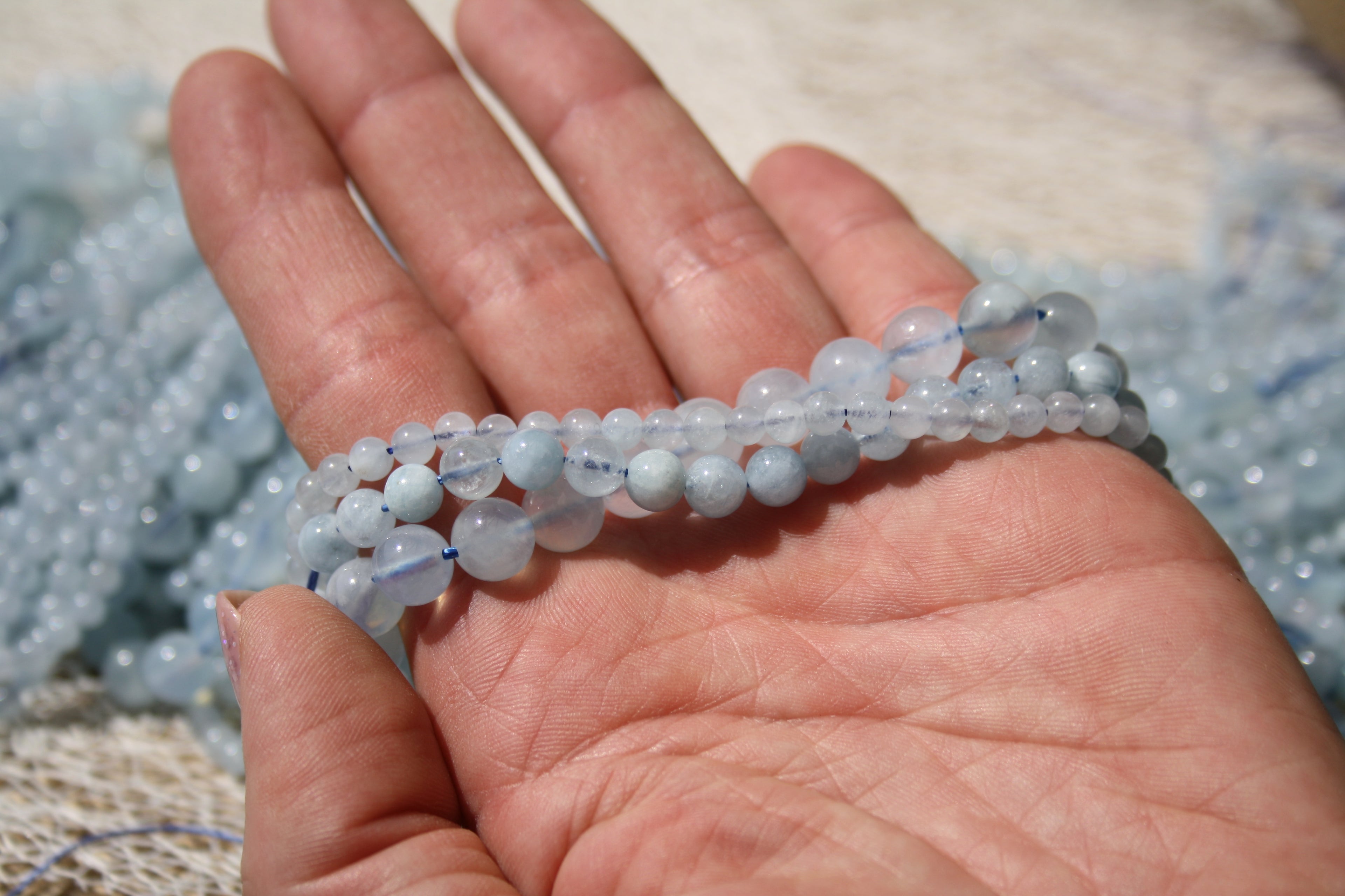 Aigue-Marine Naturelle – Lignes de Perles Rondes 4 mm, 6 mm et 8 mm