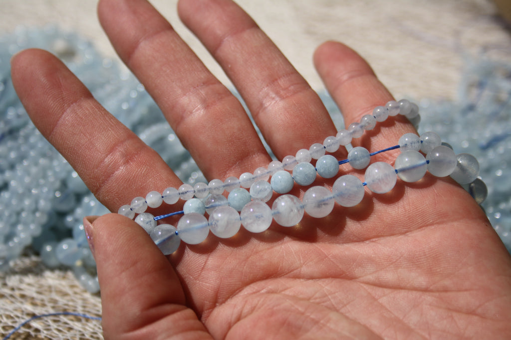 Aigue-Marine Naturelle – Lignes de Perles Rondes 4 mm, 6 mm et 8 mm