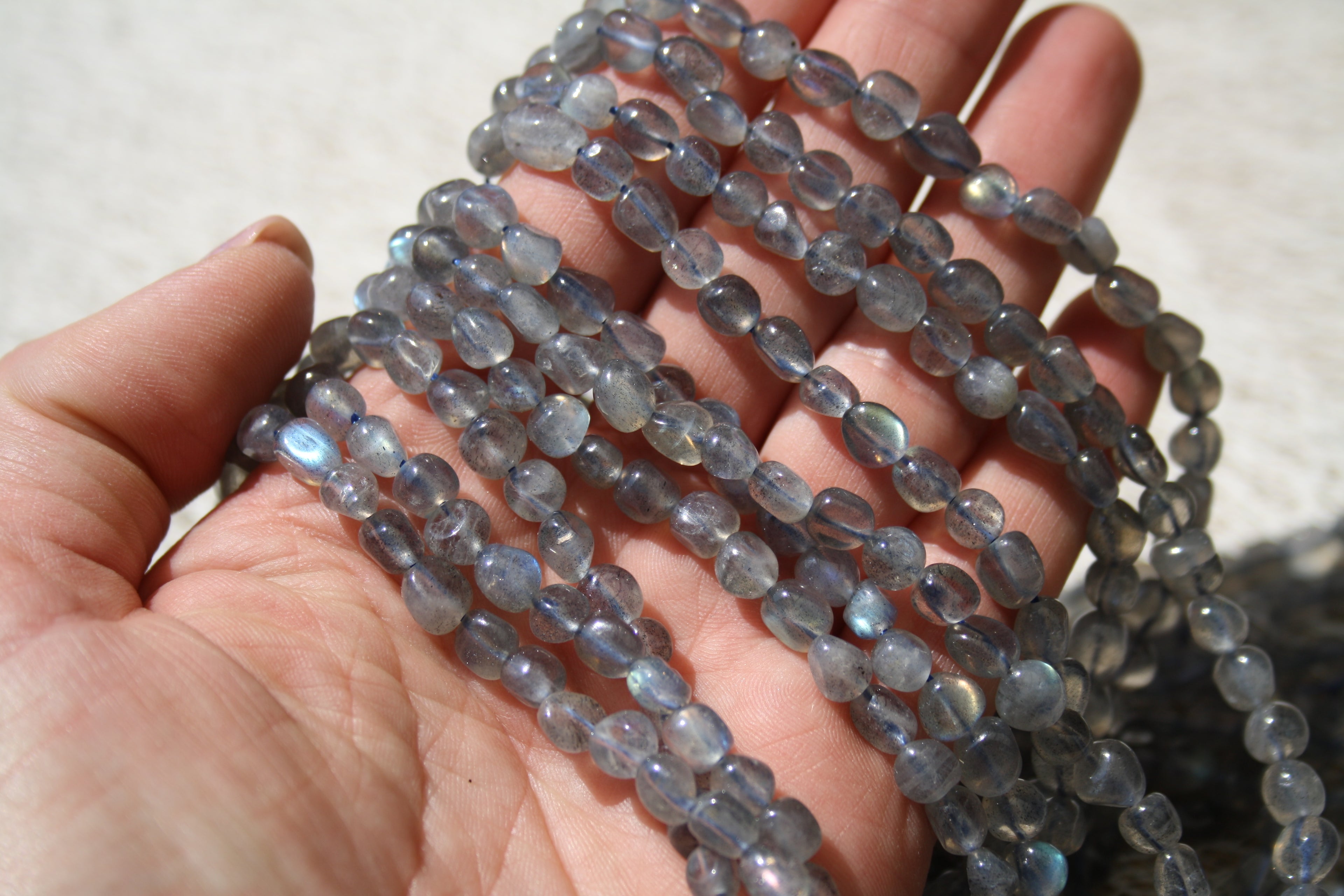 Labradorite Naturelle – Lignes de Perles Nuggets