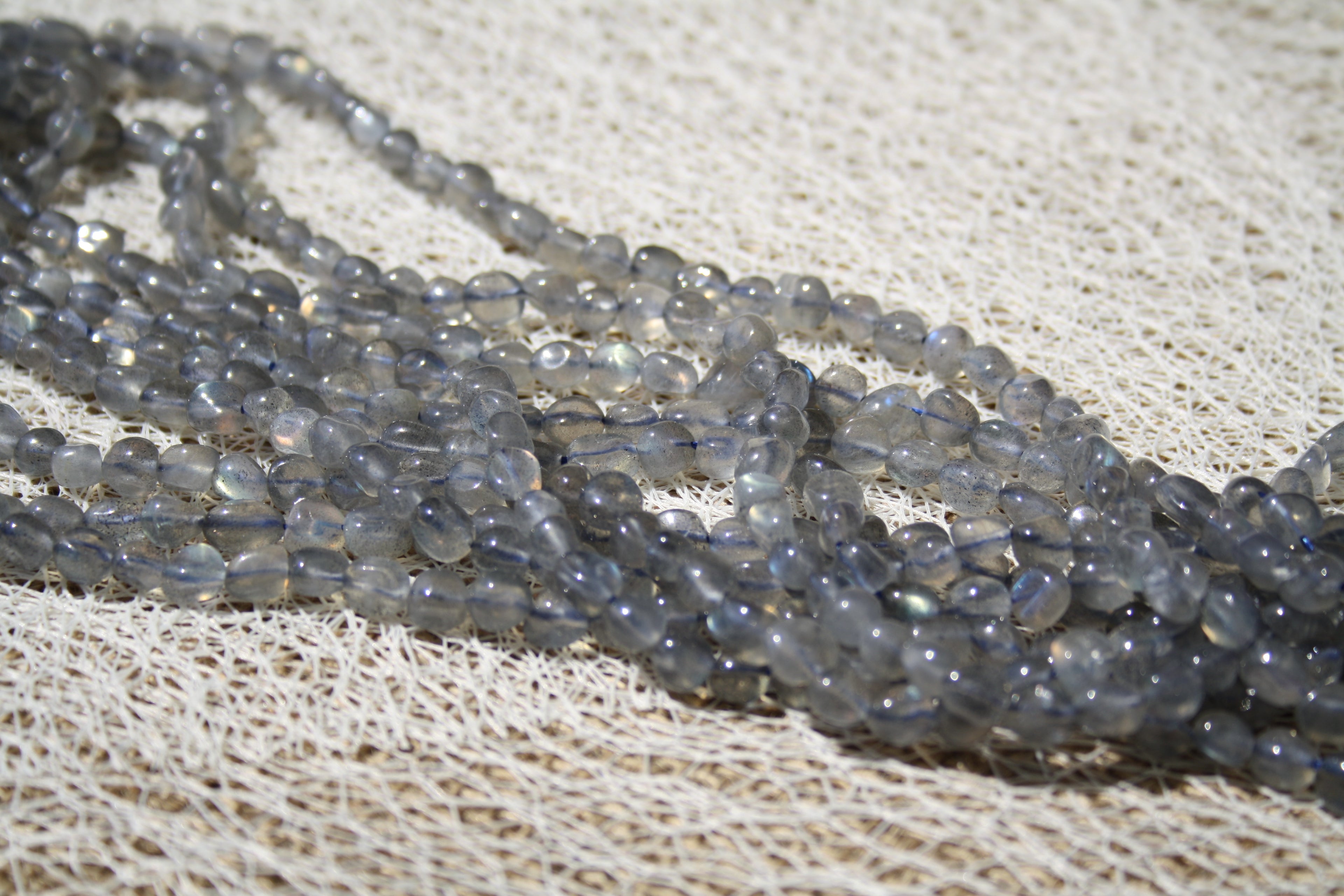 Labradorite Naturelle – Lignes de Perles Nuggets