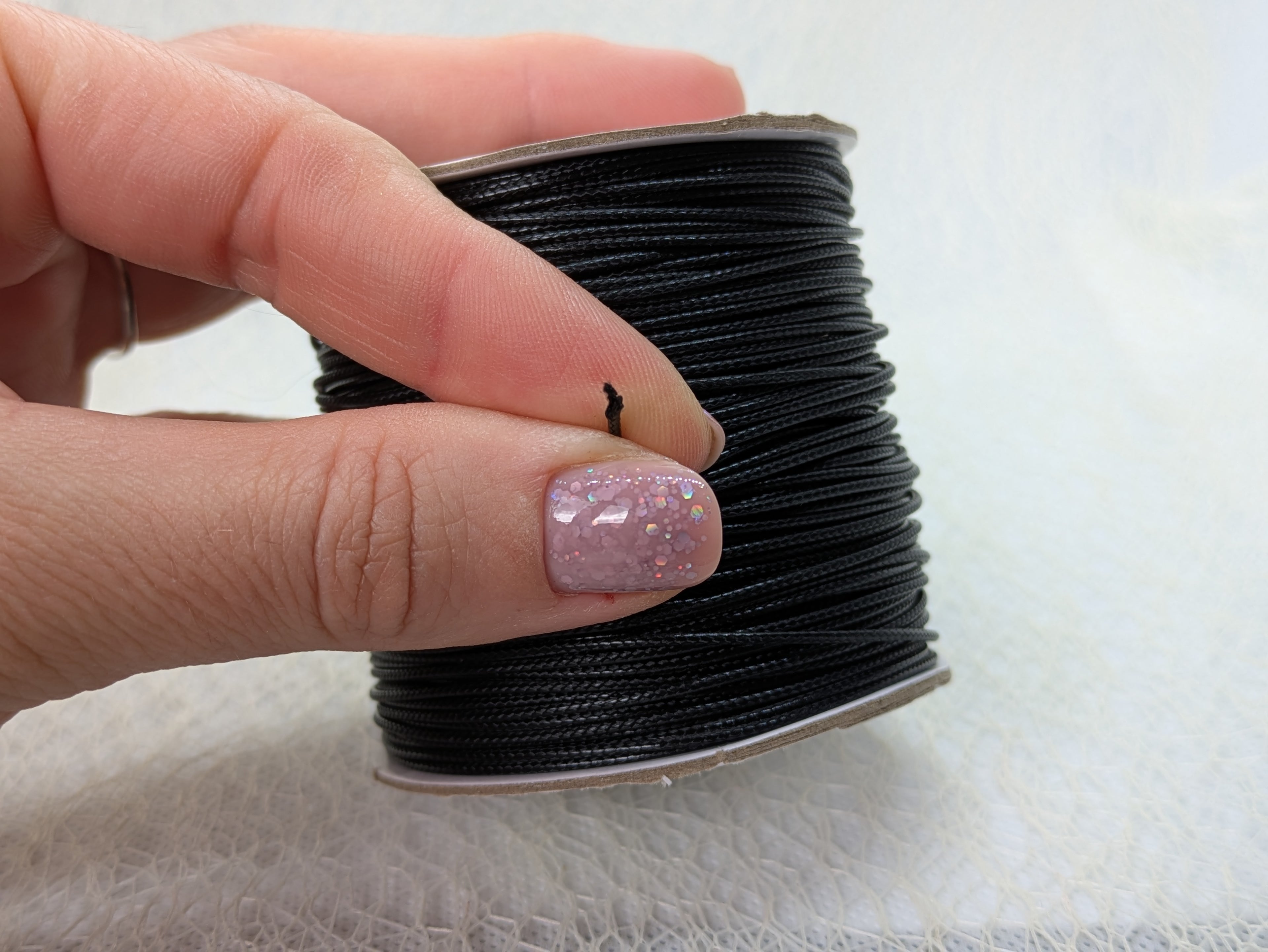 Fil Synthétique Noir pour Tours de Cou – 1 mm, 1.5 mm et 2 mm