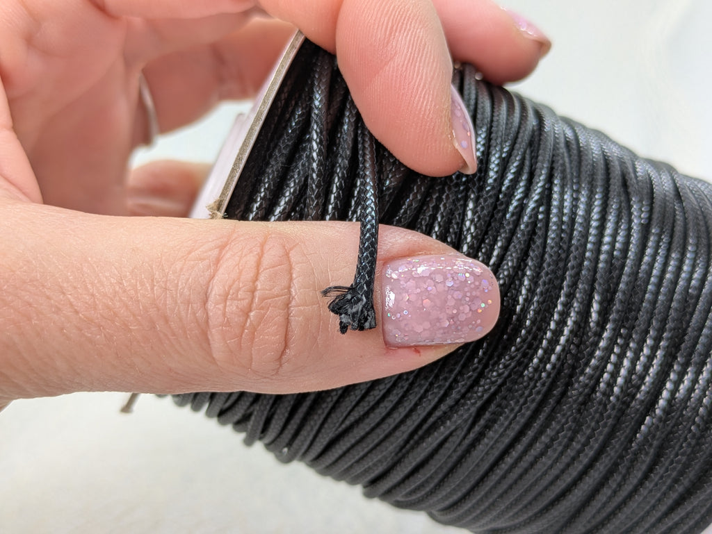 Fil Synthétique Noir pour Tours de Cou – 1 mm, 1.5 mm et 2 mm