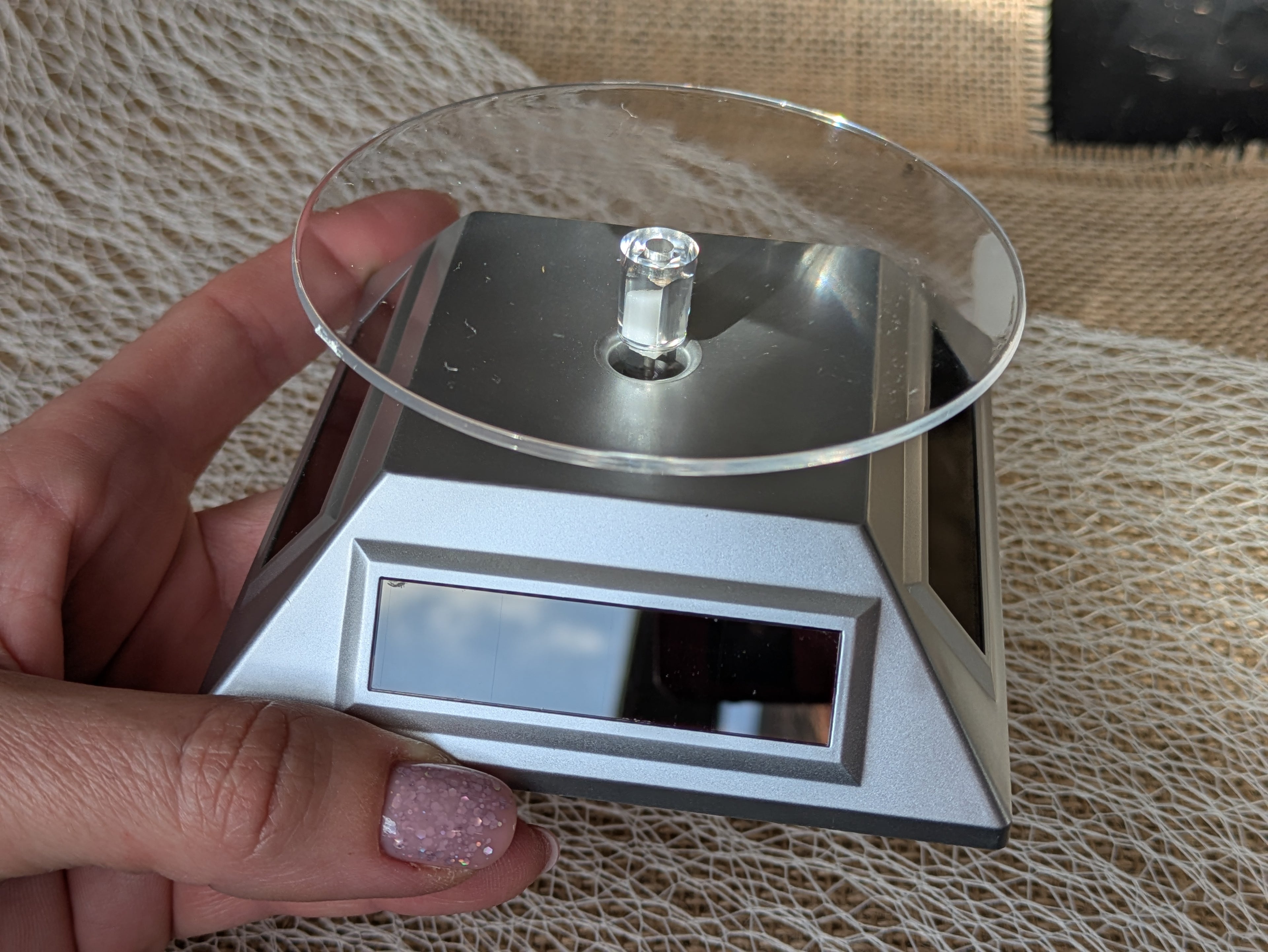 Socle Solaire Tournant - Présentoir Rotatif pour Bijoux et Produits